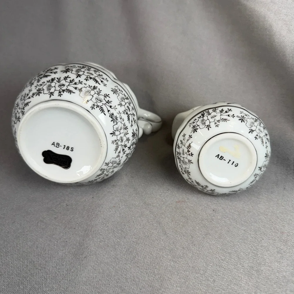 Napco 25th Anniversary Pitcher Set Unisex Small White Silver Vintage Rose AB-185